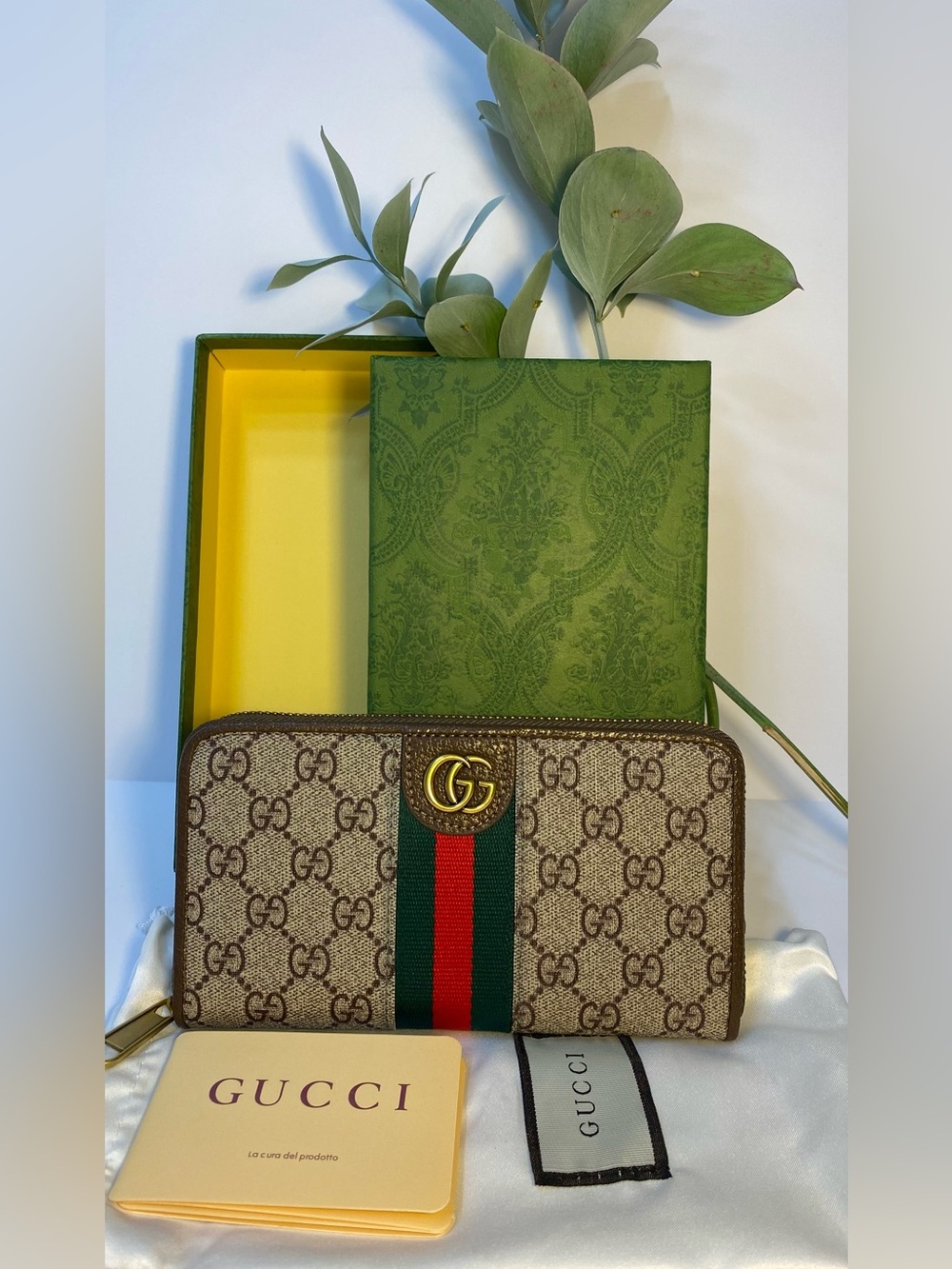 Gucci Ophidia GG Supreme Zip Around Wallet Brown Leather Web Stripe Gold Tone
